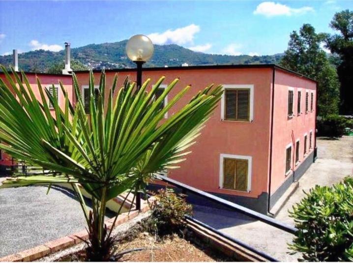Casa Vacanze Rosy "Nel Verde" Palinuro Exterior photo